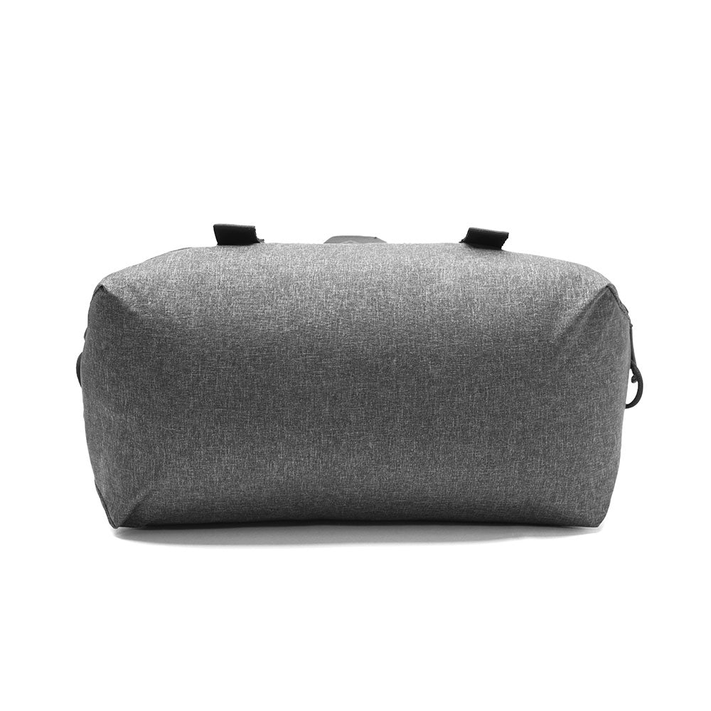 Peak Design Shoe Pouch in charcoal